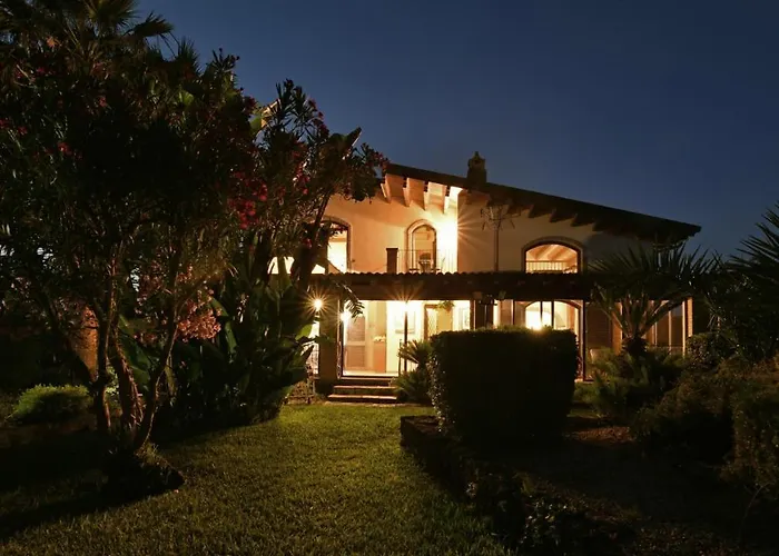 别墅 Biddizza 10, Emma 阿奇雷亚莱